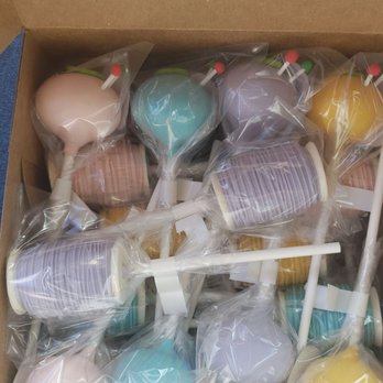 vypassetti cake pops - Packed cake pops @ pick up. - Desserts Near Me