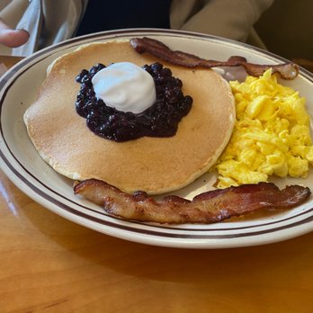 Classic BJ's Cafe - New American Near Me - Euless, Texas