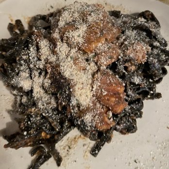 Clandestino wine bar - Squid ink pasta - Pizza Near Me - Toronto, Ontario