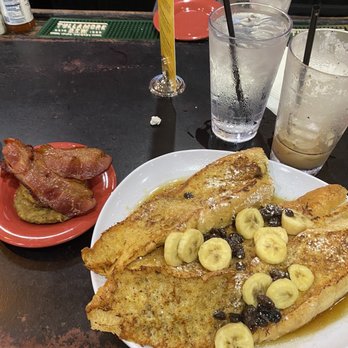 Ruby Slipper Metairie - French toast banana - Breakfast & Brunch Near Me - Metairie, Louisiana Ruby Slipper Metairie - French toast banana - Breakfast & Brunch Near Me - Metairie, Louisiana