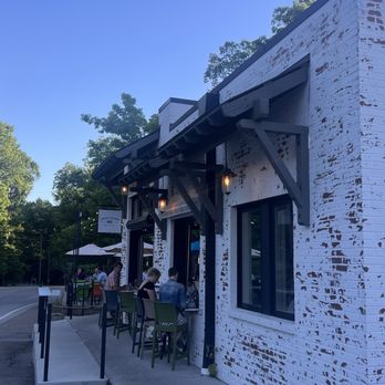 Massey's Kitchen - Outside - Mediterranean Near Me - Lookout Mountain, Tennessee
