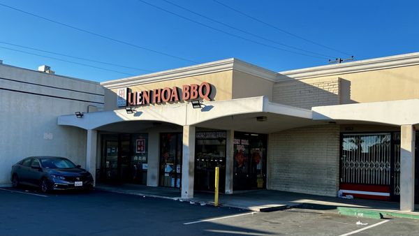 Lien Hoa BBQ Deli by null