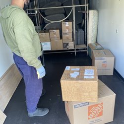 Tyndale Transportation Services - Pod packing