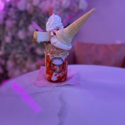 The Sweet Spot - Strawberry cheesecake