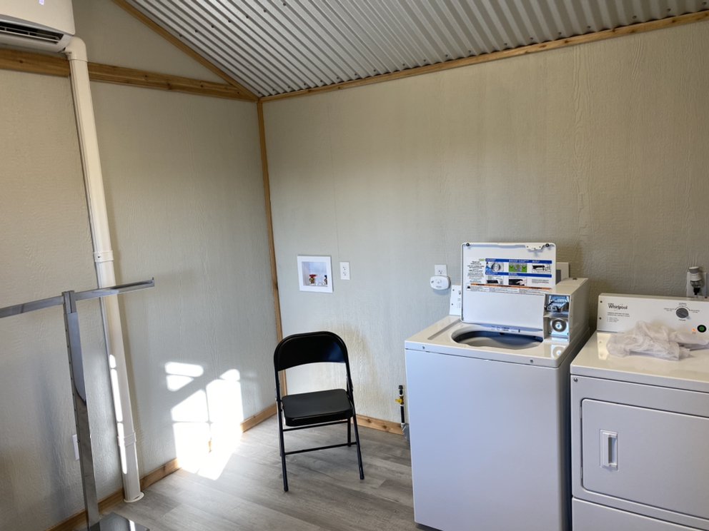 RV AT MIDWAY PARK Updated September 2024 14 Photos 185 Midway