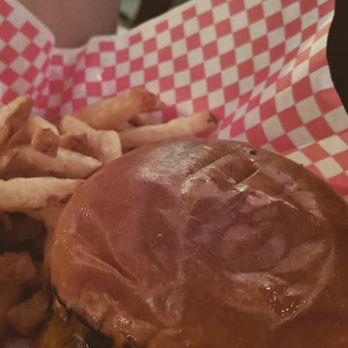 Small Cheval- Wicker Park - Burgers Near Me - Chicago, Illinois