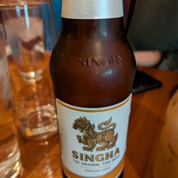 Crisp, refreshing, great with Thai food .. And very adorable here