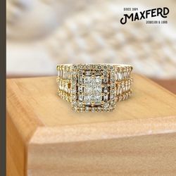 Lawndale Jewelry & Loan - Love in Every Detail Explore the artistry of our gold and diamond rings at Shop Maxferd.