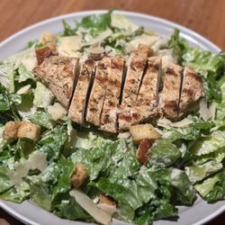 Squatters Pubs - Caesar Salad with grilled chicken