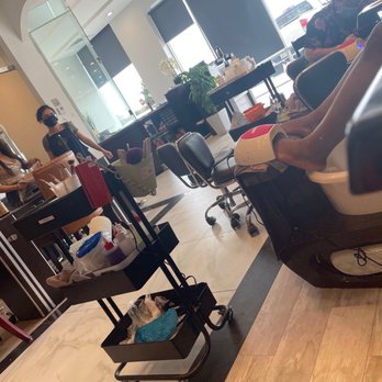 Bellagio Nails & Spa - Nail Salons Near Me - Houston, Texas