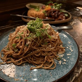 LSXO - 11.2024 Garlic noodles and shaky shaky beef - Vietnamese Near Me - Huntington Beach, California LSXO - 11.2024 Garlic noodles and shaky shaky beef - Vietnamese Near Me - Huntington Beach, California