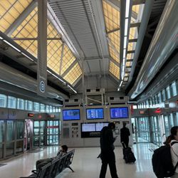 Newark Liberty International Airport - Terminal B