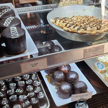 La Grande Orange - Desserts - Coffee & Tea Near Me - Phoenix, Arizona La Grande Orange - Desserts - Coffee & Tea Near Me - Phoenix, Arizona