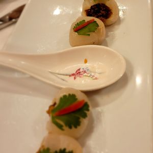 Duangrat’s Thai Restaurant on Yelp