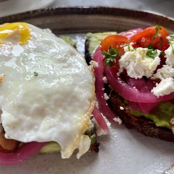 Queen's Room - Avocado toast - Coffee & Tea Near Me - Astoria, New York Queen's Room - Avocado toast - Coffee & Tea Near Me - Astoria, New York