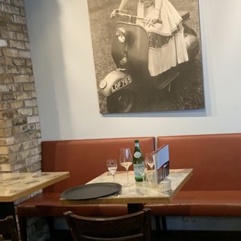 Bellinis - Gina L. - Cafes Near Me - Dusseldorf, NW