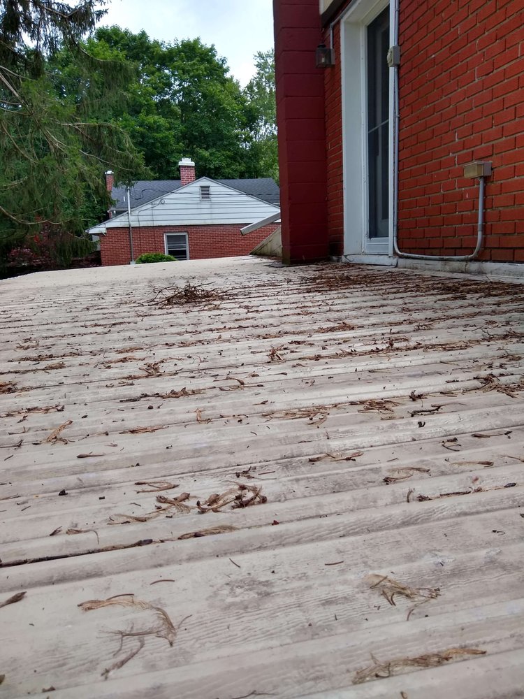 Slide of Advantage Commercial Roofing