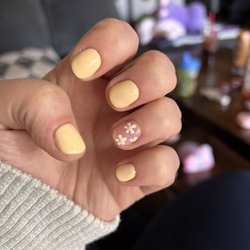 Sumgirl Nails & Spa