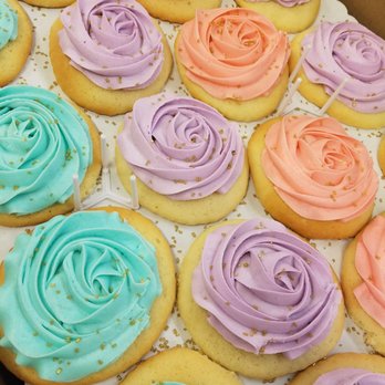 Lisa's Sweet Stop - Cupcakes Near Me - Beverly, Ohio Lisa's Sweet Stop - Cupcakes Near Me - Beverly, Ohio