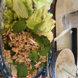 Chicken larb ! Chicken larb !
