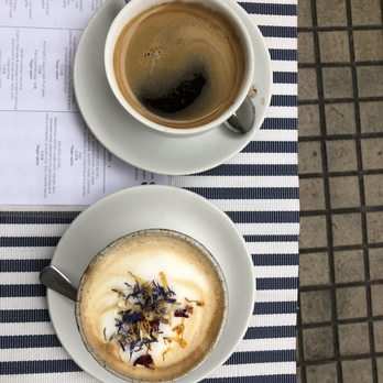 Brunch & Cake - Latte and Espresso - Breakfast & Brunch Near Me - Barcelona, B Brunch & Cake - Latte and Espresso - Breakfast & Brunch Near Me - Barcelona, B