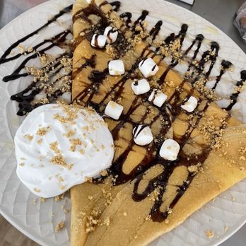 Woodett's Diner - S'mores crepe - Breakfast & Brunch Near Me - Gardnerville, Nevada Woodett's Diner - S'mores crepe - Breakfast & Brunch Near Me - Gardnerville, Nevada