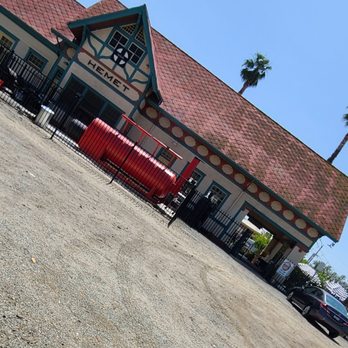 Destination Smokehouse & Eatery - Sandwiches Near Me - Hemet, California Destination Smokehouse & Eatery - Sandwiches Near Me - Hemet, California