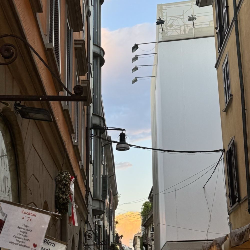 Scopri le Magiche Grotte di Travertino a Bologna e Goditi la Magia  dell'Inverno!, image size:1000x1000