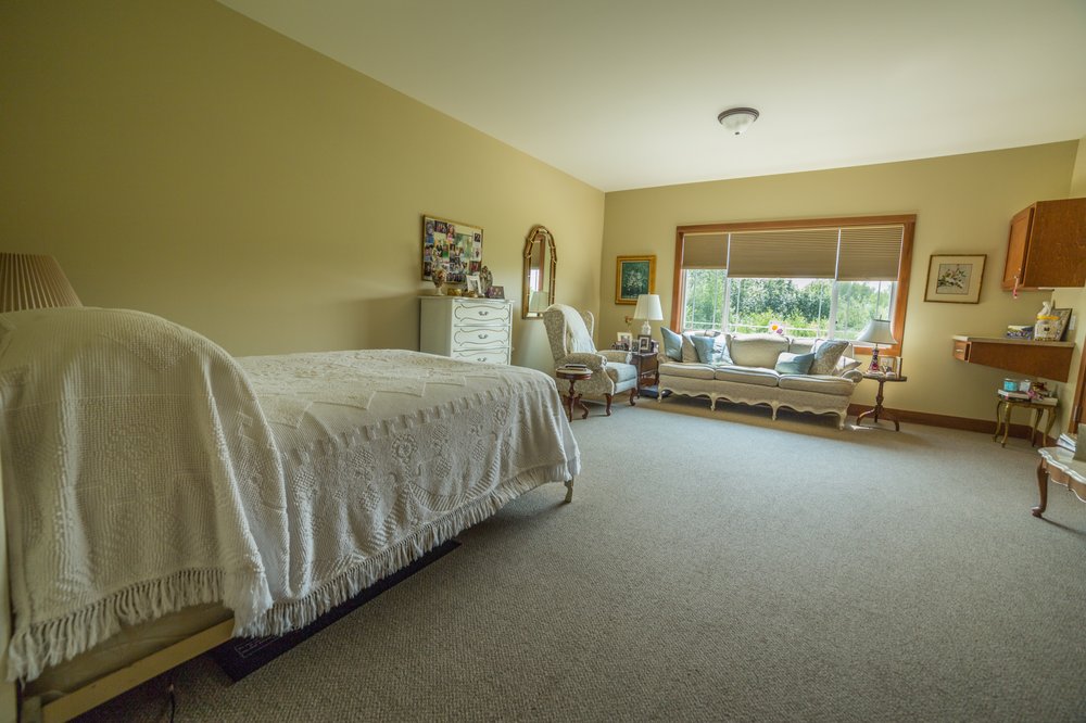 CHERRYWOOD ADVANCED LIVING Updated October 2024 1637 4th Ave N