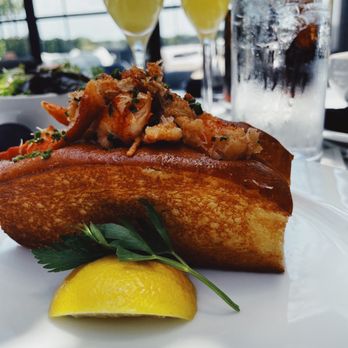 RH Rooftop Restaurant at RH Dallas - Lobster Roll - American Near Me - Dallas, Texas RH Rooftop Restaurant at RH Dallas - Lobster Roll - American Near Me - Dallas, Texas
