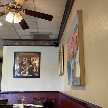 Franco's Italian Restaurant - Dining room - Italian Near Me - Cypress, California