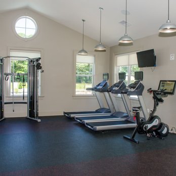 Nest on 17 - Apartments Near Me - Carrollton, Virginia