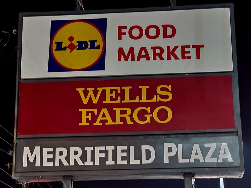 MERRIFIELD PLAZA Updated August 2024 8127 Lee Hwy, Falls Church