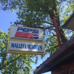 Walleye Dundee's Resort - Great breakfast place