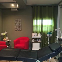 Phoenix Body Studio - 2016 wax room