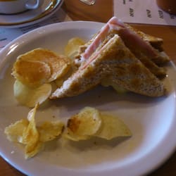 Coffee Corner - Ham and cheese sandwich