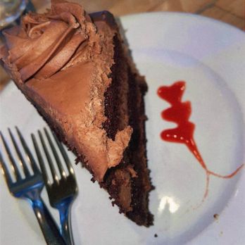 Table on 6th - Chocolate mousse cake - Burgers Near Me - Bentonville, Arkansas