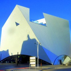 Landesgalerie Niederösterreich - Spectacular new art museum in Krems an der Donau