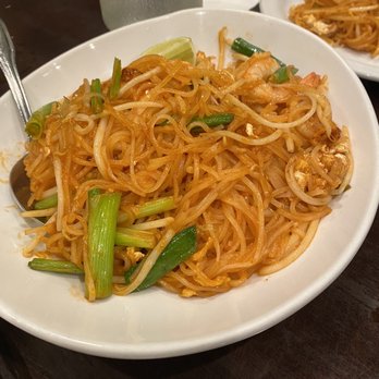 Phnom Penh House - Cha Kathiw with Shrimp - Cambodian Near Me - Alameda, California Phnom Penh House - Cha Kathiw with Shrimp - Cambodian Near Me - Alameda, California