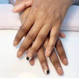 Gel manicure with design
