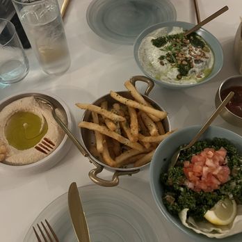 Lira Beirut Eatery - HUMMUS BEIRUTI - Mediterranean Near Me - Miami, Florida