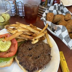 Ocean Pointe Grille - Burger