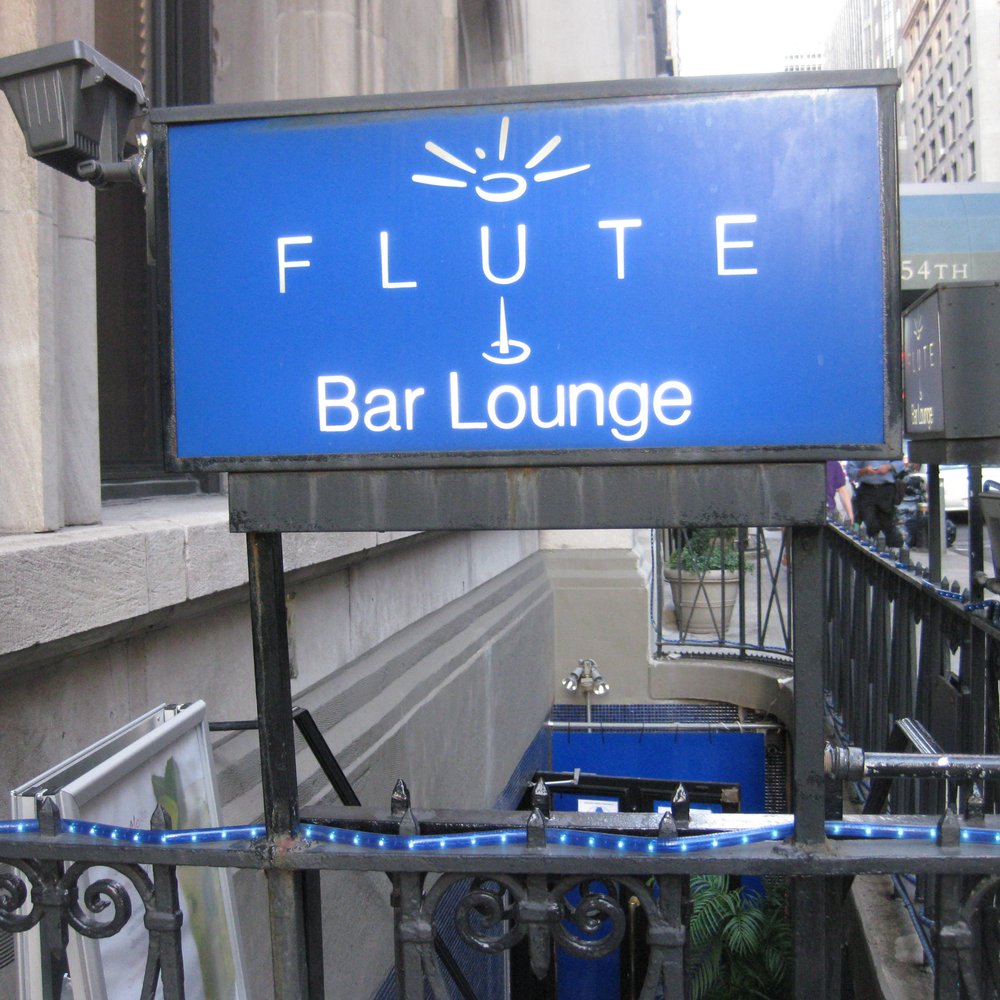 Flute Midtown - Lounges Near Me - New York, New York