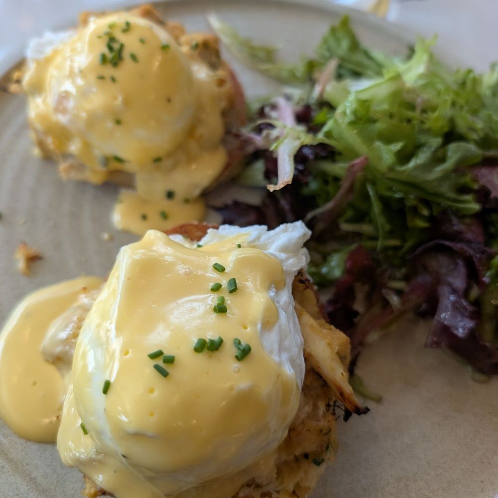 Palm Palm - Crab cake Benedict - Bars Near Me - Pittsburgh, Pennsylvania Palm Palm - Crab cake Benedict - Bars Near Me - Pittsburgh, Pennsylvania