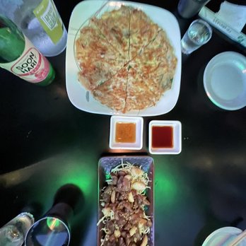 Cafe Princess Pig - YUMMY FOOD :P - Bars Near Me - Honolulu, Hawaii