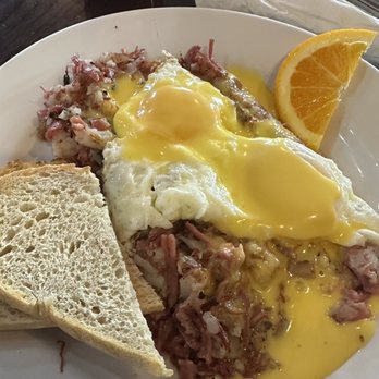 Famous Toastery Ballantyne - Breakfast & Brunch Near Me - Charlotte, North Carolina Famous Toastery Ballantyne - Breakfast & Brunch Near Me - Charlotte, North Carolina