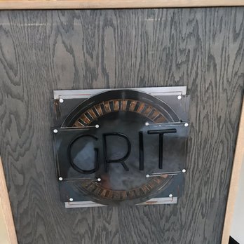 Grit 2C - Logo at reception stand - Bars Near Me - Caldwell, Idaho