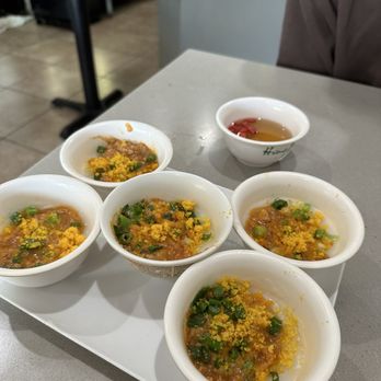 Huong Binh - Vietnamese Near Me - Seattle, Washington