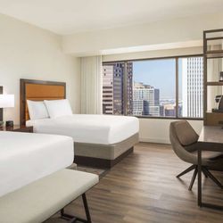 Hyatt Regency Phoenix - Guest Room