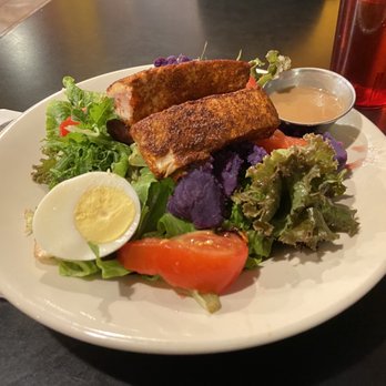 The Booch Bar - Niçoise salad - Breakfast & Brunch Near Me - Hilo, Hawaii